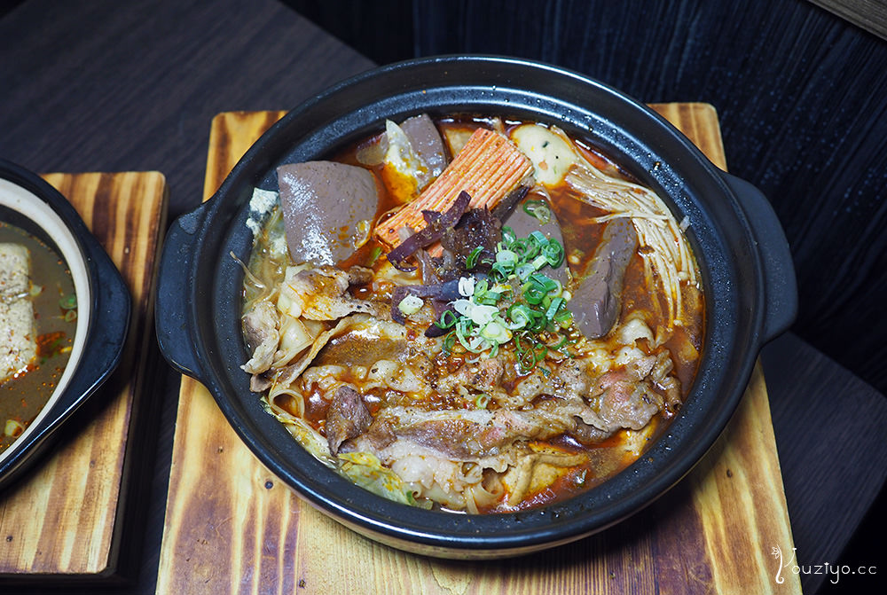 邱記麻辣食堂 正宗重慶麻辣湯頭 一個人也能獨享︱北醫商圈美食麻辣鍋